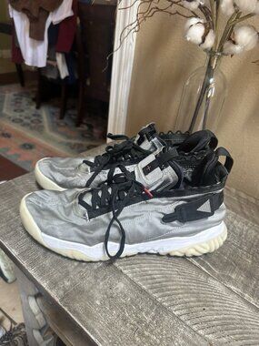 Nike Mens Air Jordan Proto React SP Metallic Silver/Black BV1654-002 Size 12